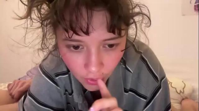 Image 11 of pikawiii Stream on Chaturbate on 19 days ago