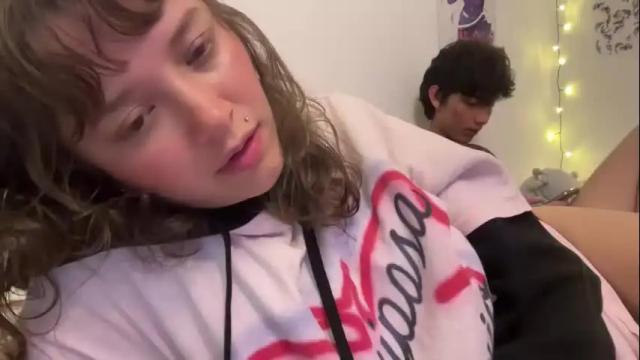Image 2 of pikawiii Stream on Chaturbate on 16 days ago