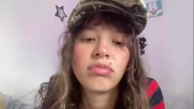 Image 2 of pikawiii Stream on Chaturbate on 6 months ago