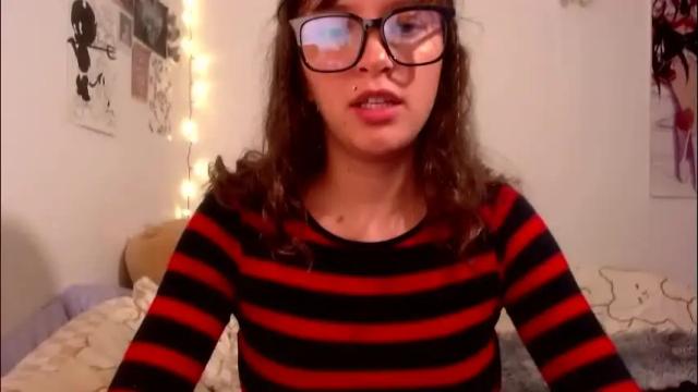 Image 6 of pikawiii Stream on Chaturbate on 5 months ago