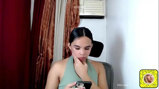 Image 6 of pinay_heart Stream on Chaturbate on 3 months ago
