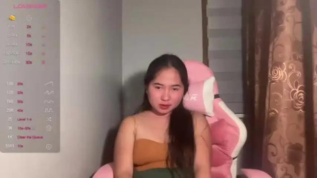 Image 7 of pinay_roxanne Stream on Chaturbate on 15 months ago