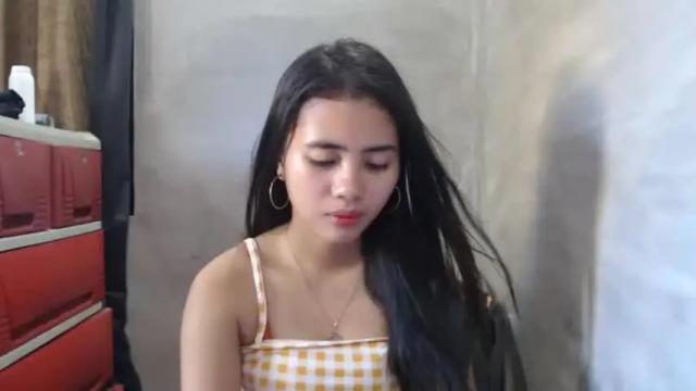 Image 4 of pinay_sharmelyn Stream on Chaturbate on 14 months ago