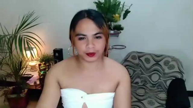 Image 2 of pinaychesca_in_asian Stream on Chaturbate on 14 months ago