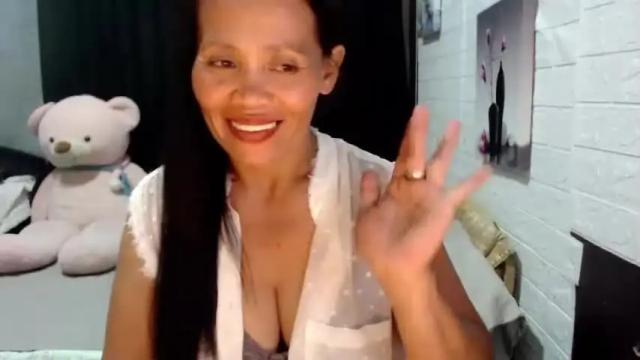 Image 4 of pinaymom69xx Stream on Chaturbate on 14 months ago