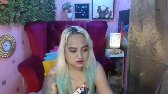 Image 3 of pinaynextdoor24 Stream on Chaturbate on 12 months ago