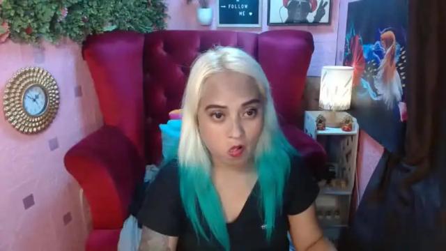 Image 3 of pinaynextdoor24 Stream on Chaturbate on 12 months ago