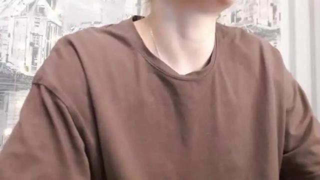 Image 2 of pineapple__mood Stream on Chaturbate on 13 months ago