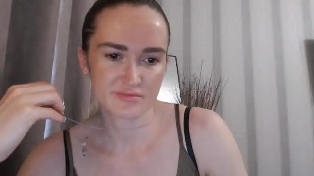 Image 4 of pineapple__mood Stream on Chaturbate on 5 days ago