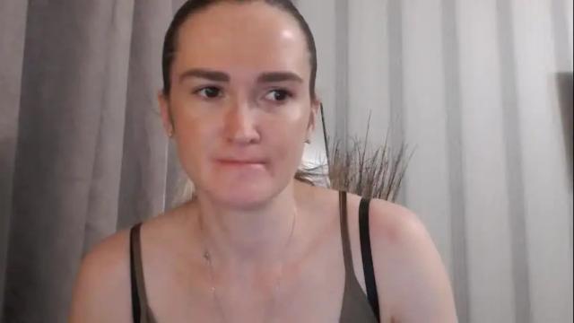 Image 7 of pineapple__mood Stream on Chaturbate on 5 days ago
