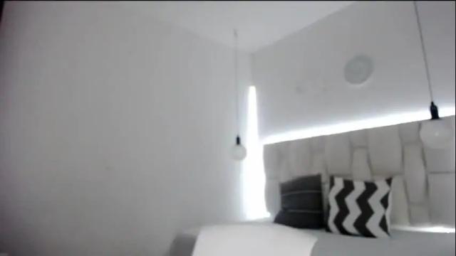 Image 4 of pink__tiffany Stream on Chaturbate on 15 days ago