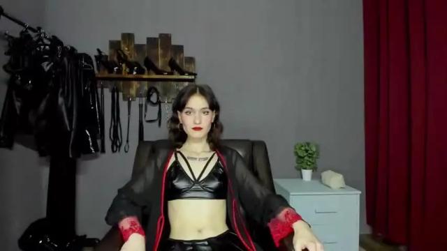 Image 3 of pink_barbie_ Stream on Chaturbate on 19 months ago