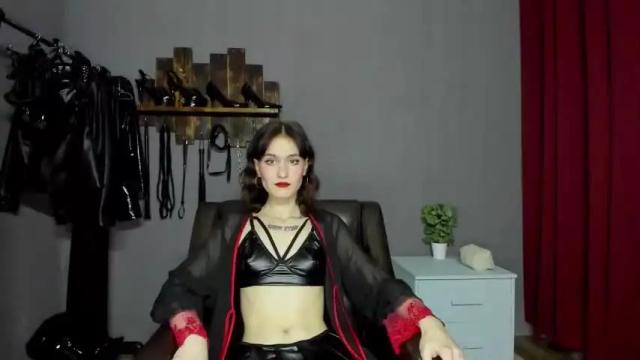 Image 3 of pink_barbie_ Stream on Chaturbate on 11 months ago