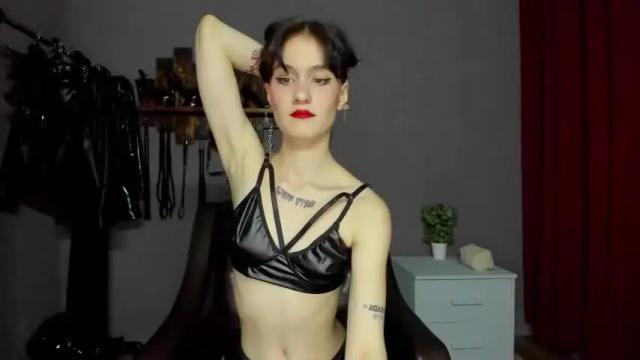 Image 7 of pink_barbie_ Stream on Chaturbate on 19 months ago