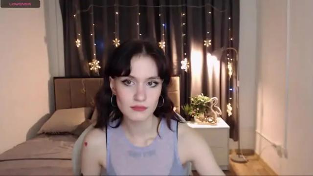 Image 2 of pink_barbie_ Stream on Chaturbate on 19 months ago
