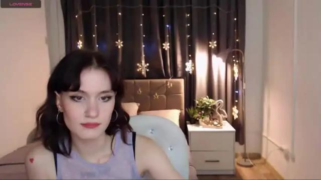 Image 4 of pink_barbie_ Stream on Chaturbate on 19 months ago