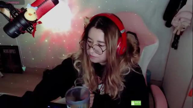 Image 11 of pink_girl0n Stream on Chaturbate on 1 month ago