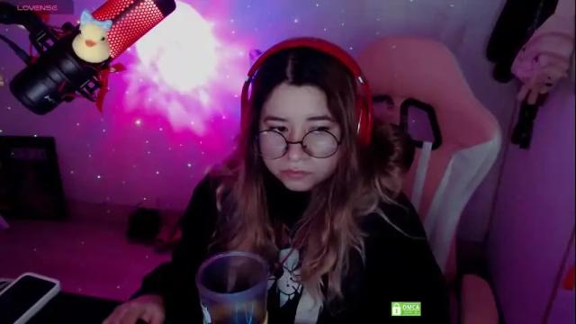 Image 6 of pink_girl0n Stream on Chaturbate on 1 month ago