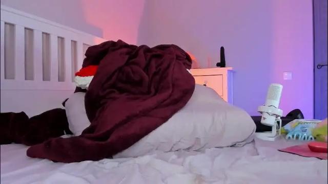 Image 2 of pink_hell Stream on Chaturbate on 1 month ago