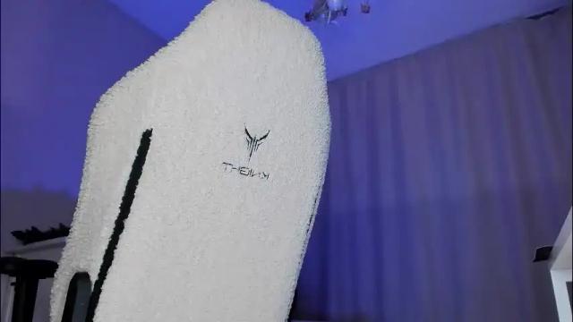 Image 12 of pink_hell Stream on Chaturbate on 1 month ago