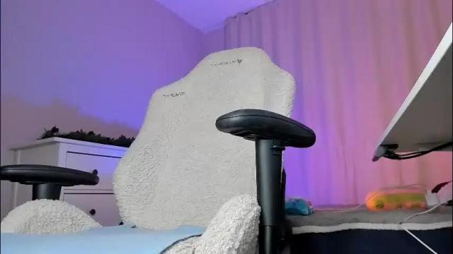 Image 8 of pink_hell Stream on Chaturbate on 1 month ago