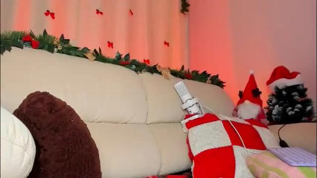 Image 4 of pink_hell Stream on Chaturbate on 26 days ago