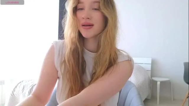 Image 10 of pink_rosee_ Stream on Chaturbate on 29 days ago