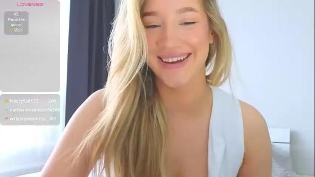 Image 6 of pink_rosee_ Stream on Chaturbate on 4 months ago