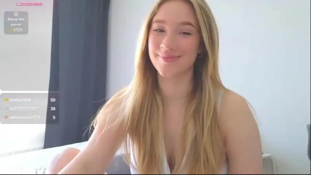Image 10 of pink_rosee_ Stream on Chaturbate on 3 months ago