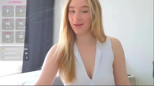 Image 12 of pink_rosee_ Stream on Chaturbate on 3 months ago