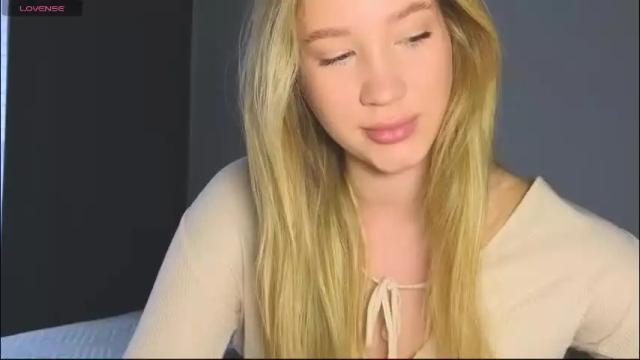 Thumbnail 1, pink_rosee_'s Stream at Chaturbate, 2 months ago