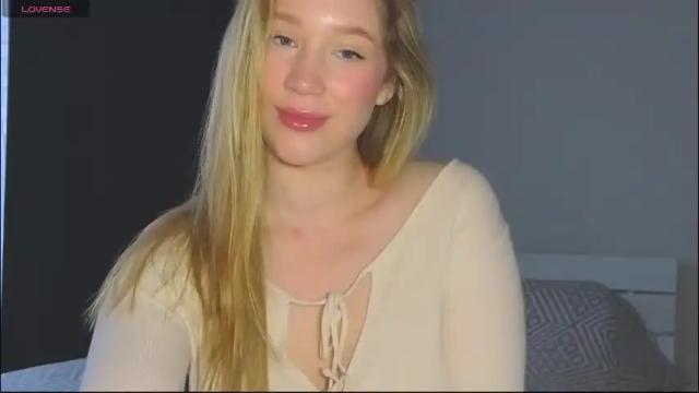 Image 8 of pink_rosee_ Stream on Chaturbate on 2 months ago