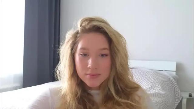 Image 12 of pink_rosee_ Stream on Chaturbate on 2 months ago