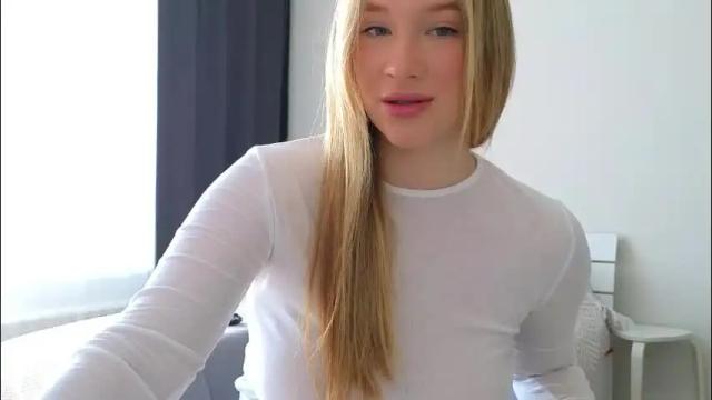 Image 12 of pink_rosee_ Stream on Chaturbate on 1 month ago