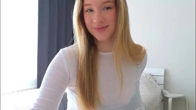 Image 4 of pink_rosee_ Stream on Chaturbate on 1 month ago