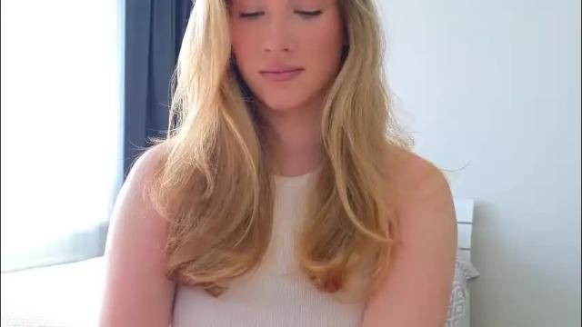 Image 4 of pink_rosee_ Stream on Chaturbate on 1 month ago