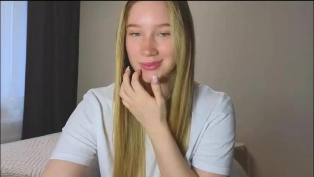 Image 10 of pink_rosee_ Stream on Chaturbate on 1 month ago