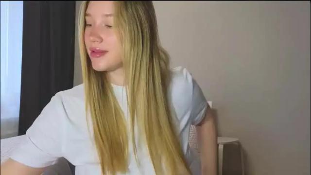 Image 7 of pink_rosee_ Stream on Chaturbate on 1 month ago