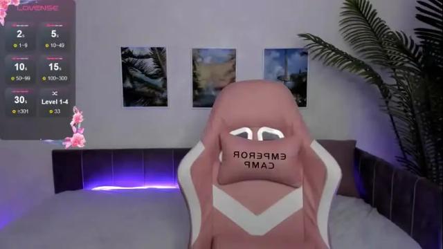 Image 2 of pink_serenity Stream on Chaturbate on 26 days ago
