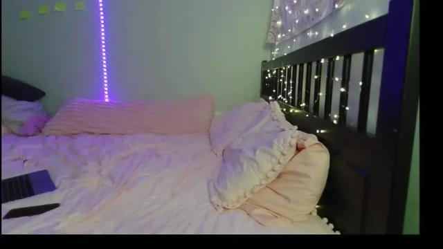Image 6 of pink_tv Stream on Chaturbate on 3 months ago