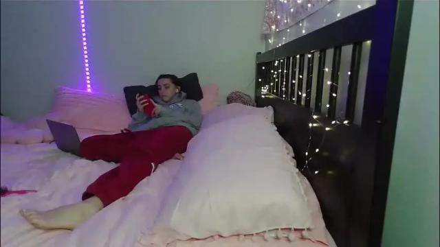 Image 3 of pink_tv Stream on Chaturbate on 2 months ago