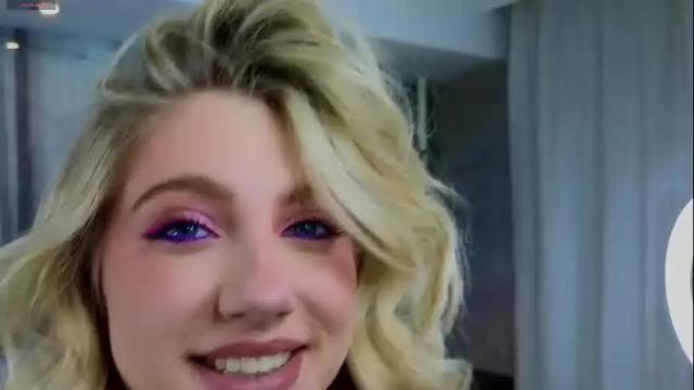 Image 8 of pinkadele Stream on Chaturbate on 1 month ago