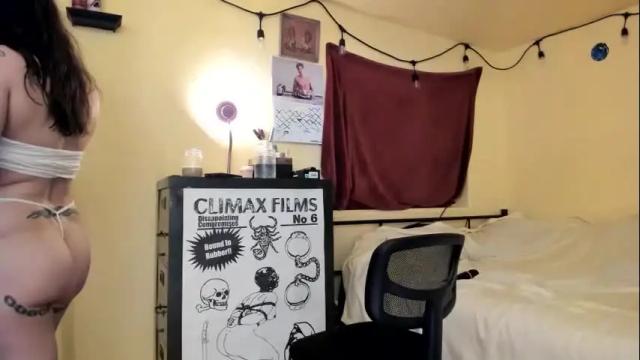 Image 2 of pinkandheated Stream on Chaturbate on 5 months ago