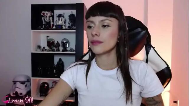 Image 3 of pinkcatlive Stream on Chaturbate on 26 days ago