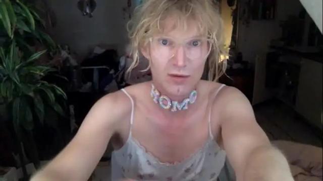 Image 10 of pinkfag Stream on Chaturbate on 26 days ago