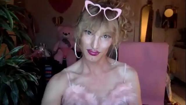 Image 4 of pinkfag Stream on Chaturbate on 15 days ago