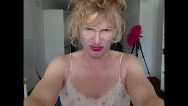 Image 2 of pinkfag Stream on Chaturbate on 11 days ago