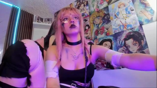 Image 3 of pinkie_shine18 Stream on Chaturbate on 1 month ago