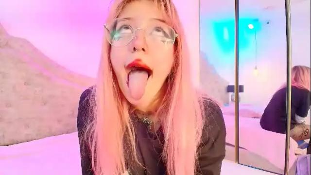 Thumbnail 1, pinkie_shine18's Stream at Chaturbate, 1 month ago