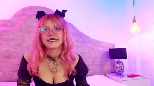Image 8 of pinkie_shine18 Stream on Chaturbate on 1 month ago